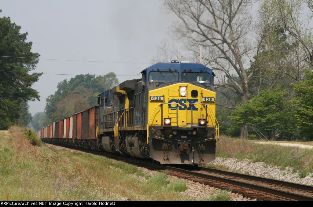 CSX 436 & 439 power train Q777 out of town